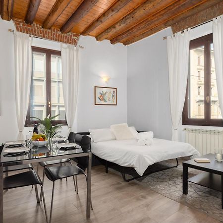 Casa Cosy Suite Duomo Милано Екстериор снимка