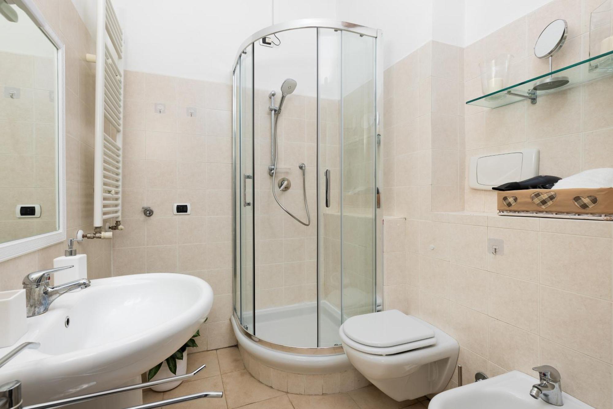 Casa Cosy Suite Duomo Милано Екстериор снимка