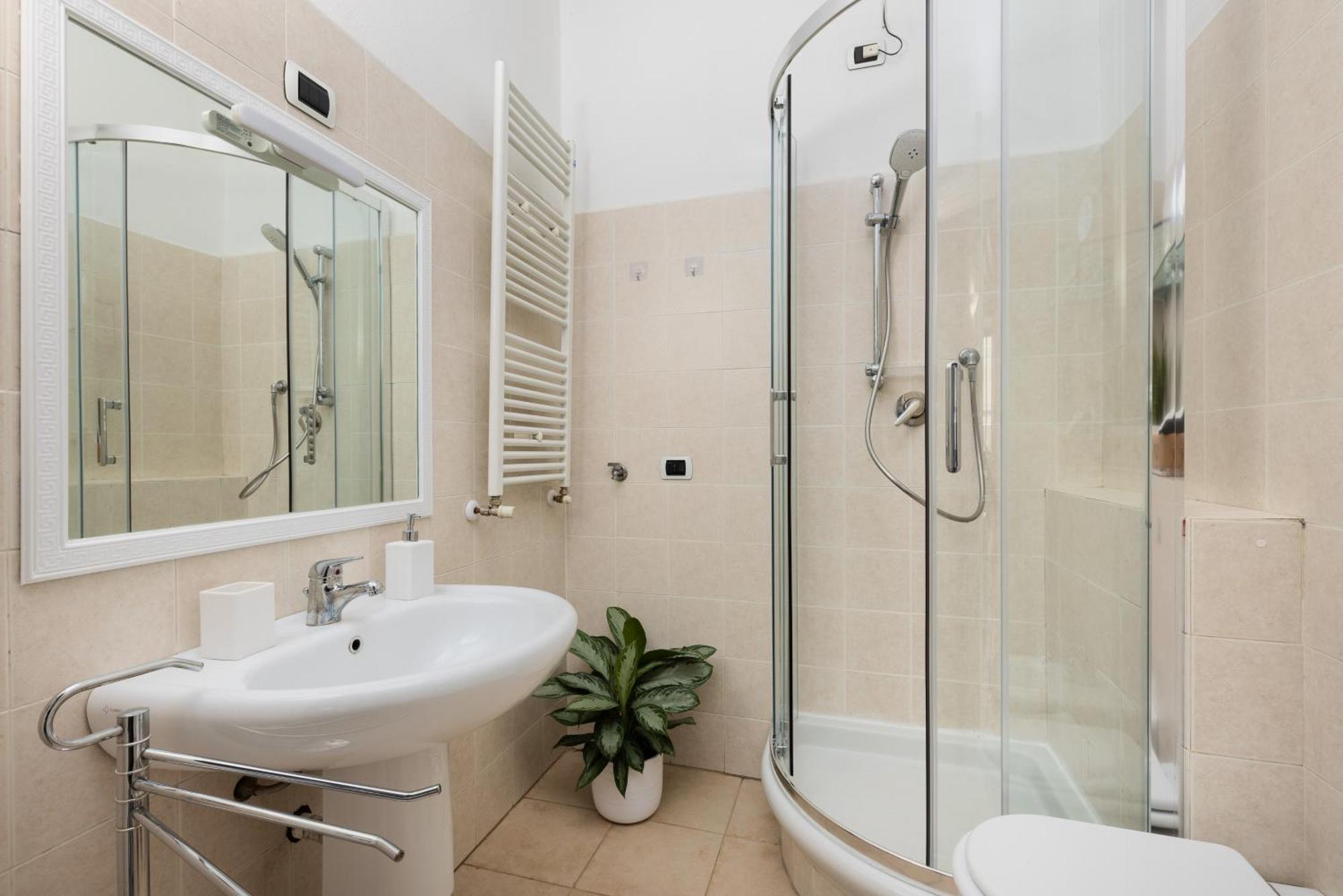 Casa Cosy Suite Duomo Милано Екстериор снимка
